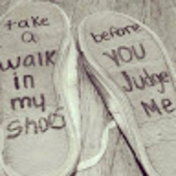 Meet your Posher, Julia - Picture 1 of 1